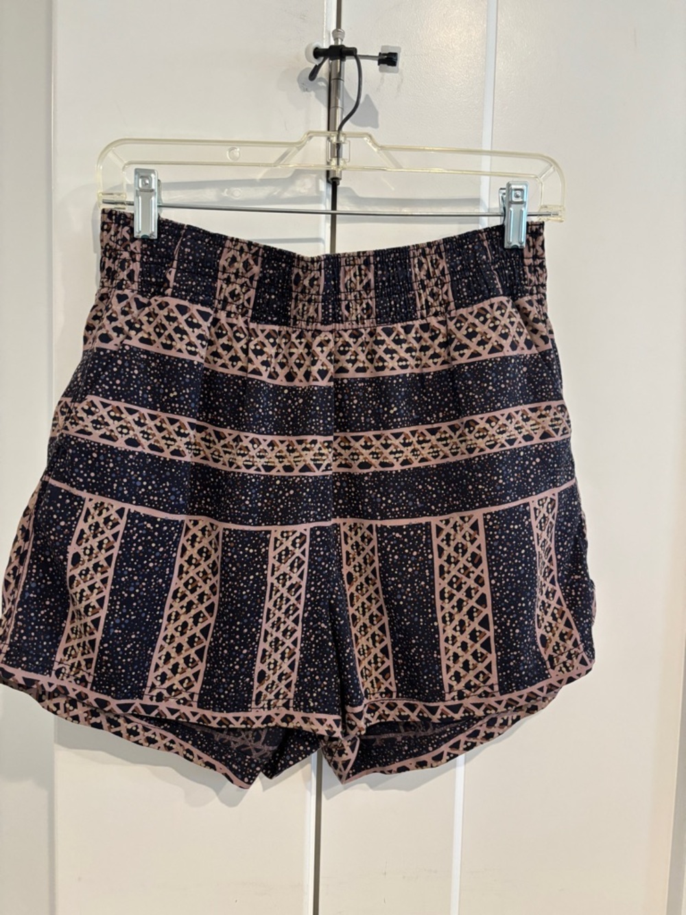 Roark Daytrip Printed Shorts. Size XS - Picture 2 of 7